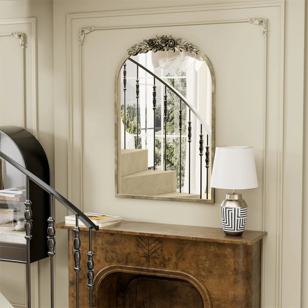 LUVODI Elegant Antique Brass Arched Wall Mirror With Resin Rose Pattern For Entryway And Living Room